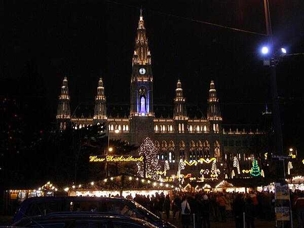 The Vienna City Hall (Rathaus) in December with its Christmas Market (Christkindlmarkt).