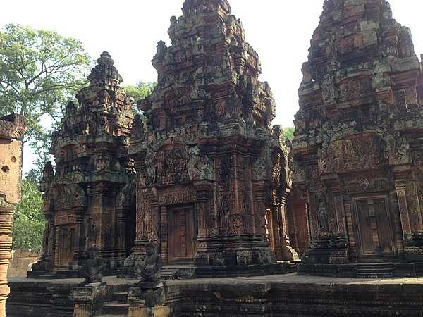 Another view of the mandapas (pillared halls) at Banteay Srei.