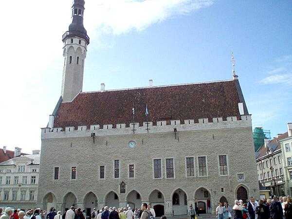 A Town Hall on the central square of Tallinn was first built at the beginning of the 13th century; the current structure is a reconstructed version dating to 1404. The building functioned as the city&apos;s administrative center for some 500 years; today it serves as a reception hall for visiting dignitaries and as a tourist destination site.