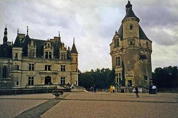 The Chateau de Chenonceau in the Loire Valley was built in the early 16th century. It is one of France&apos;s most popular tourist attractions.