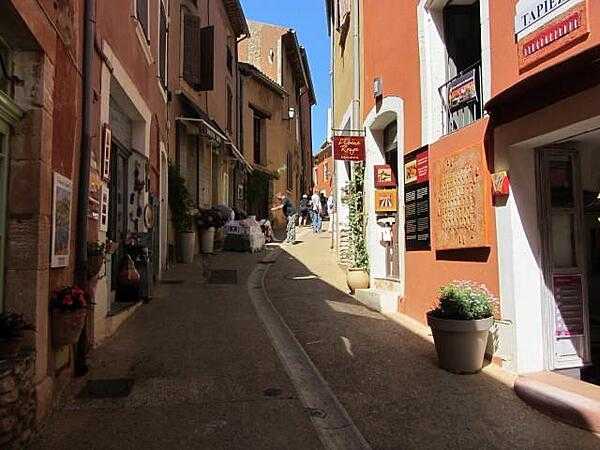 View of an alley in the village of Roussillon in Provence.