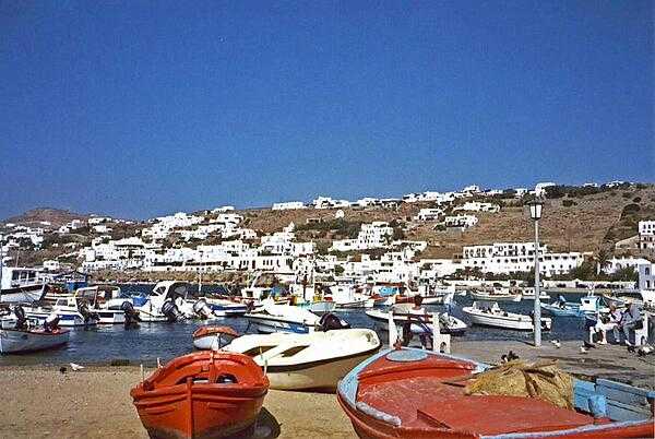 Boats in the harbor at Mykonos.
