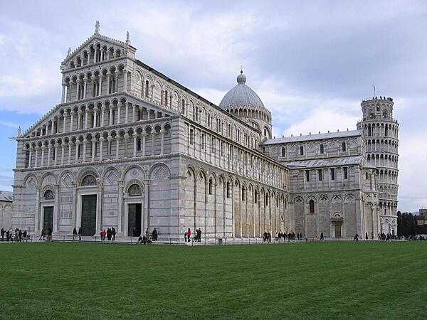 The Duomo (Cathedral) and Campanile (Leaning Bell Tower) in the Cathedral Plaza in Pisa. Because of a poorly laid foundation, the leaning began almost as soon as the start of the tower&apos;s construction in 1173.