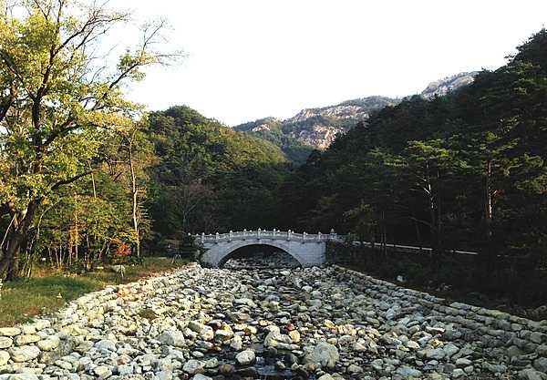 Stone bridge in the Seorak Mountains.