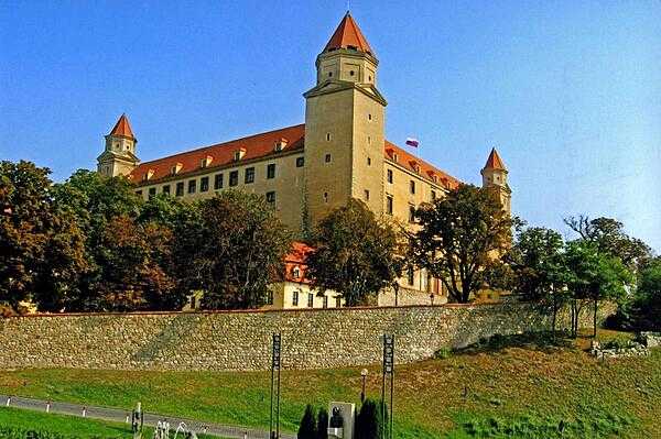 Bratislava Castle is one of the most prominent structures in its namesake city. The exterior was recently repainted a white color.