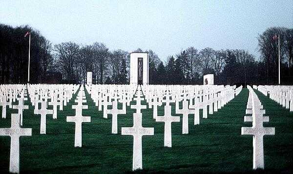 Some of the more than five thousand graves at the Luxembourg American Cemetery and Memorial at Hamm. Most of the interred died during the Battle of the Bulge that was fought nearby in December of 1944 and January of 1945.