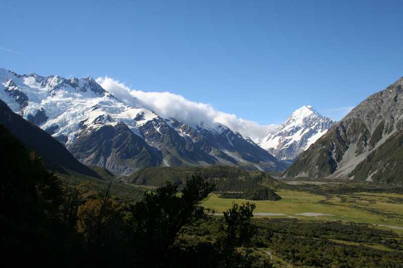 Aoraki (aka Mount Cook) on South Island is the tallest peak in New Zealand.