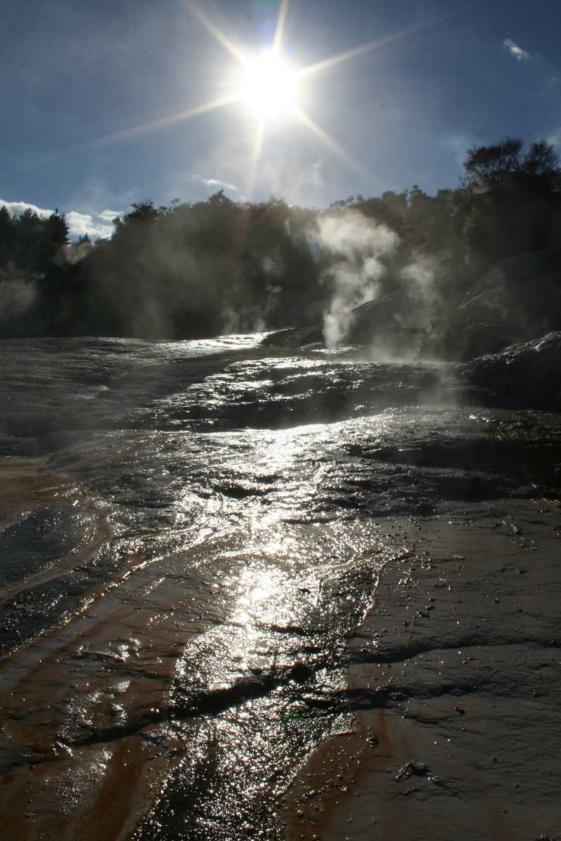 Accessible only by river, Orakei Korako in the central highlands of the North Island is the most active geyser in any of New Zealand's geothermal parks. The park is also home to one of only two geothermal caves in the world.