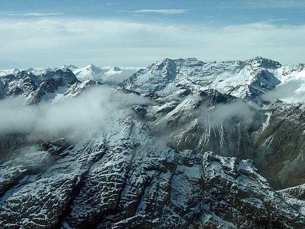 The rugged mountains in Fiordland National Park, South Island.