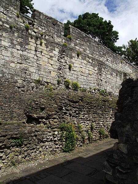 Substantial portions of York&apos;s city walls have been preserved. Although the Romans first constructed walls around the city (which they called Eboracum), most of the current walls date to medieval (12th-14th century) times.