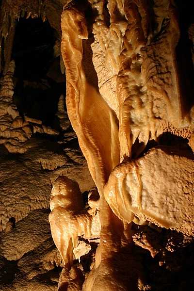 Flowstone in the Frozen Niagara section of Mammoth Cave, Kentucky. Image courtesy of the US National Park Service.